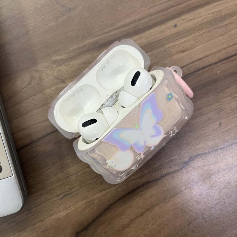 Transparent Butterfly Case with Charms for Airpods - Airpods Pro and Pro 2
