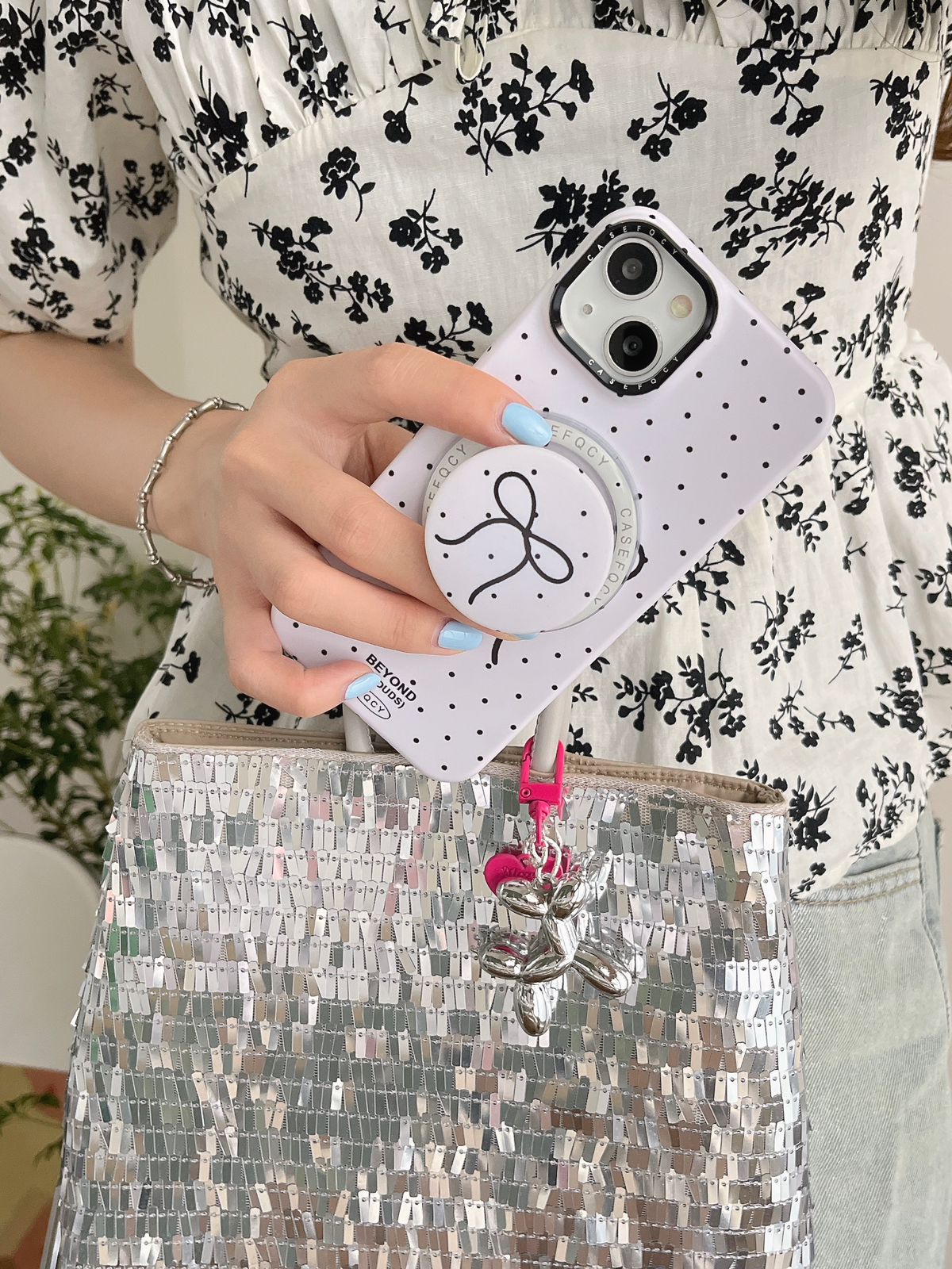 Cute MagSafe Bow Popsocket Cases for iPhone