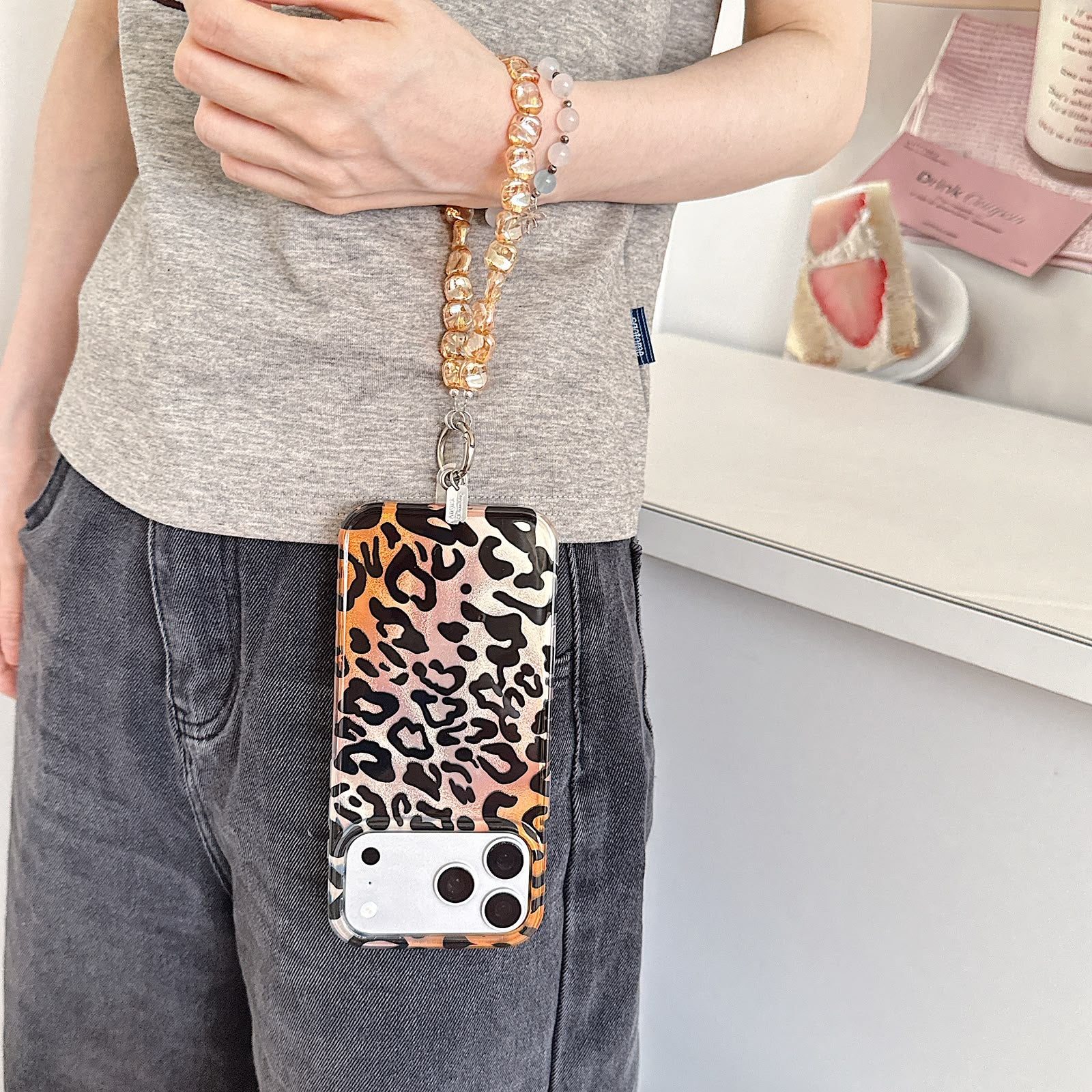 Holographic Leopard Chic Case with Charm for iPhone