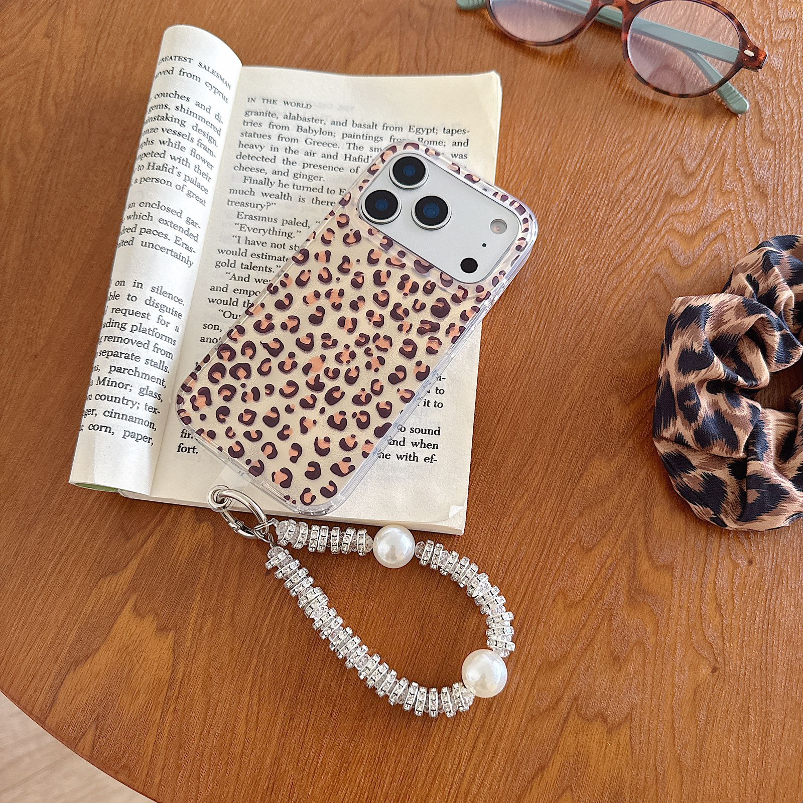 Leopard theme phone cases with charm for iPhone