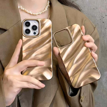 Aesthetic Wavy Designer Silicon Case for iPhone - Dessert Titanium