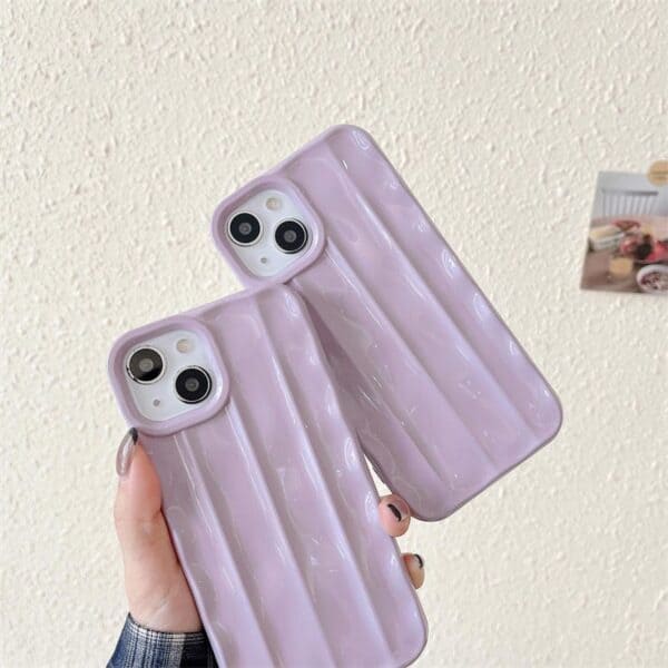 Purple Stripes case for iPhone 14 Pro - Image 2